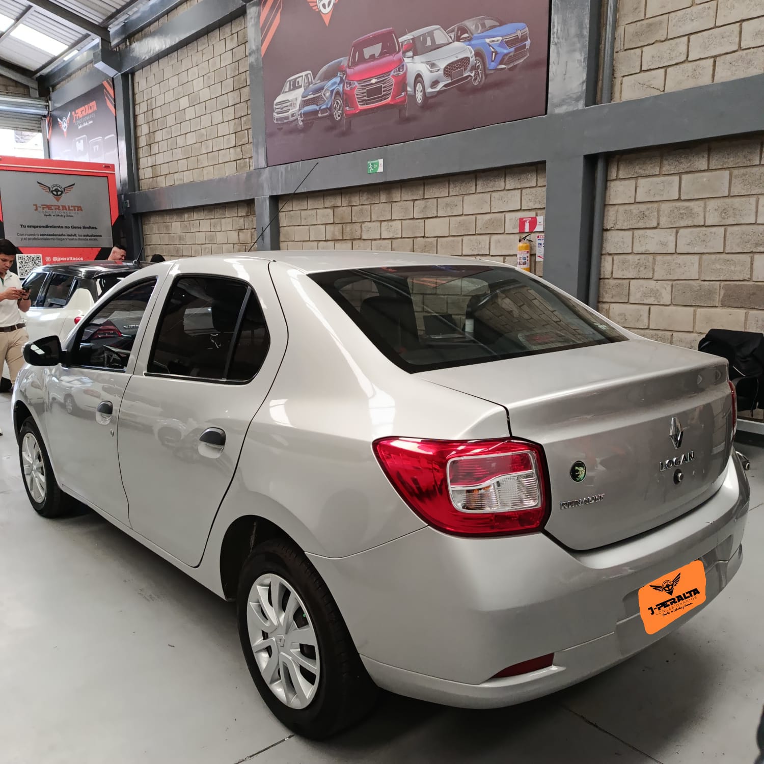 
								RENAULT LOGAN 2020 full									