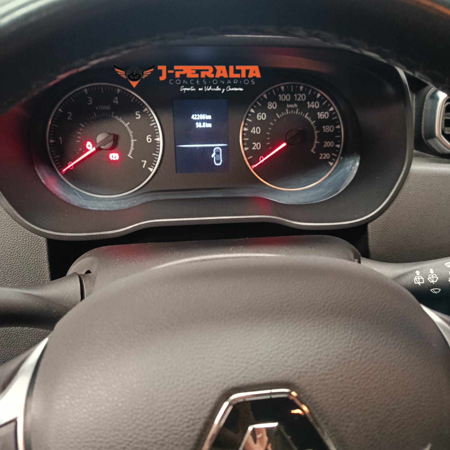 
								RENAULT DUSTER 2023 full									