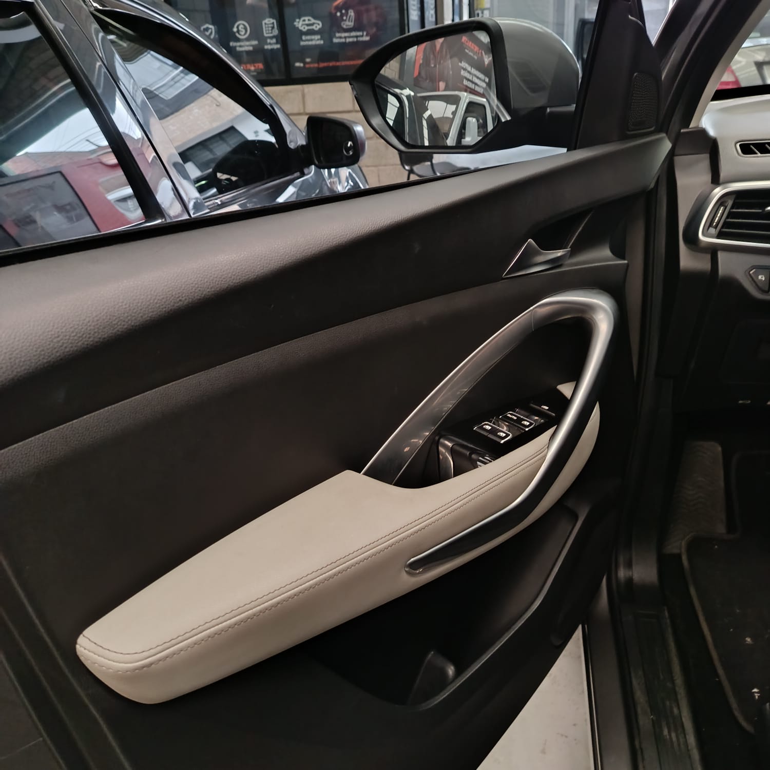 
								CHEVROLET CAPTIVA 2023 full									