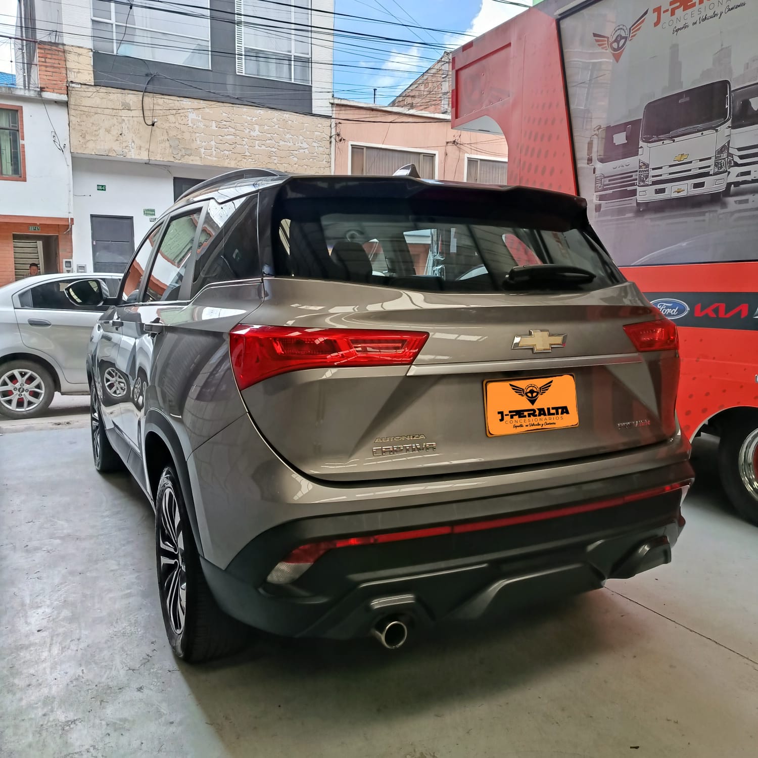 
								CHEVROLET CAPTIVA 2023 full									