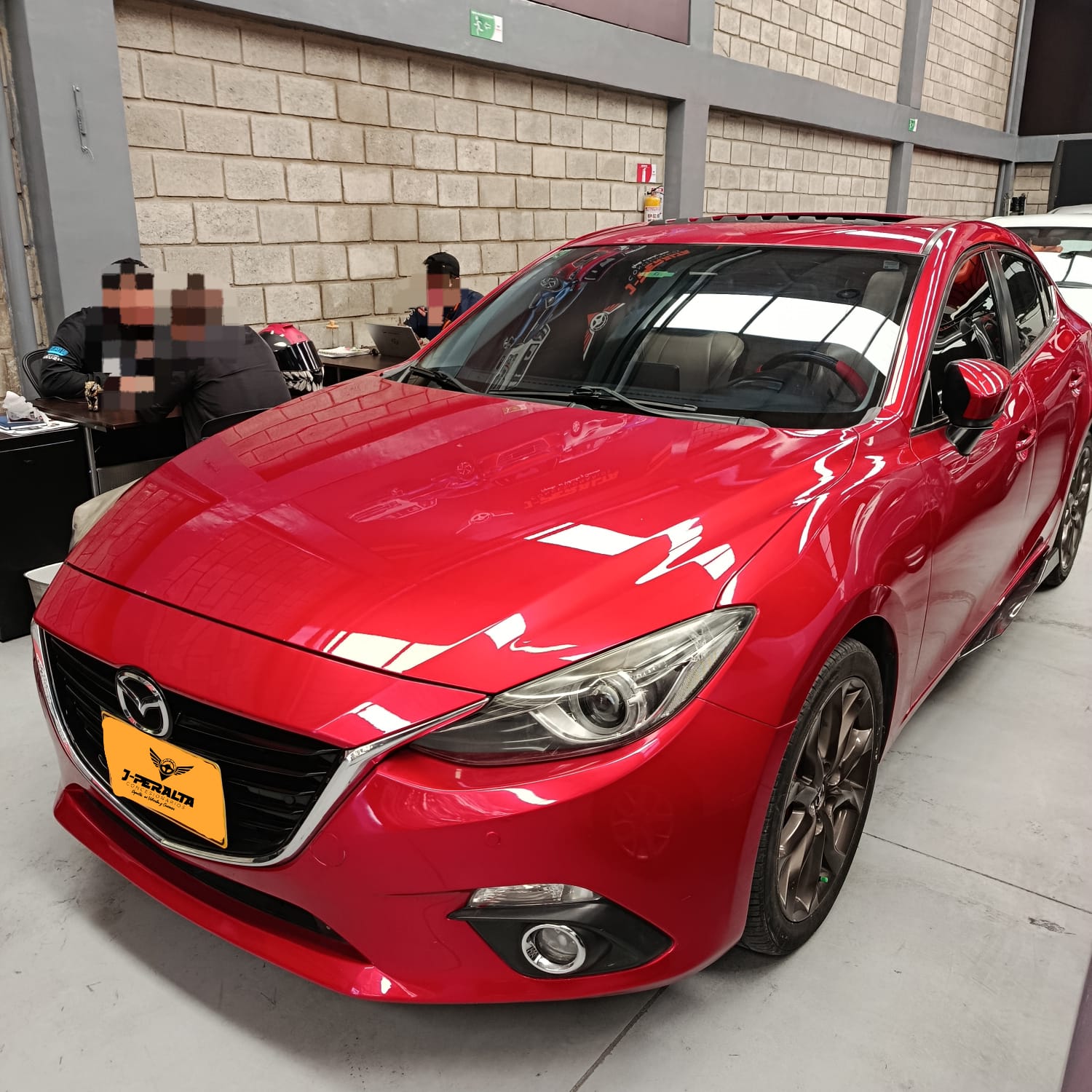 
								MAZDA 3 full									