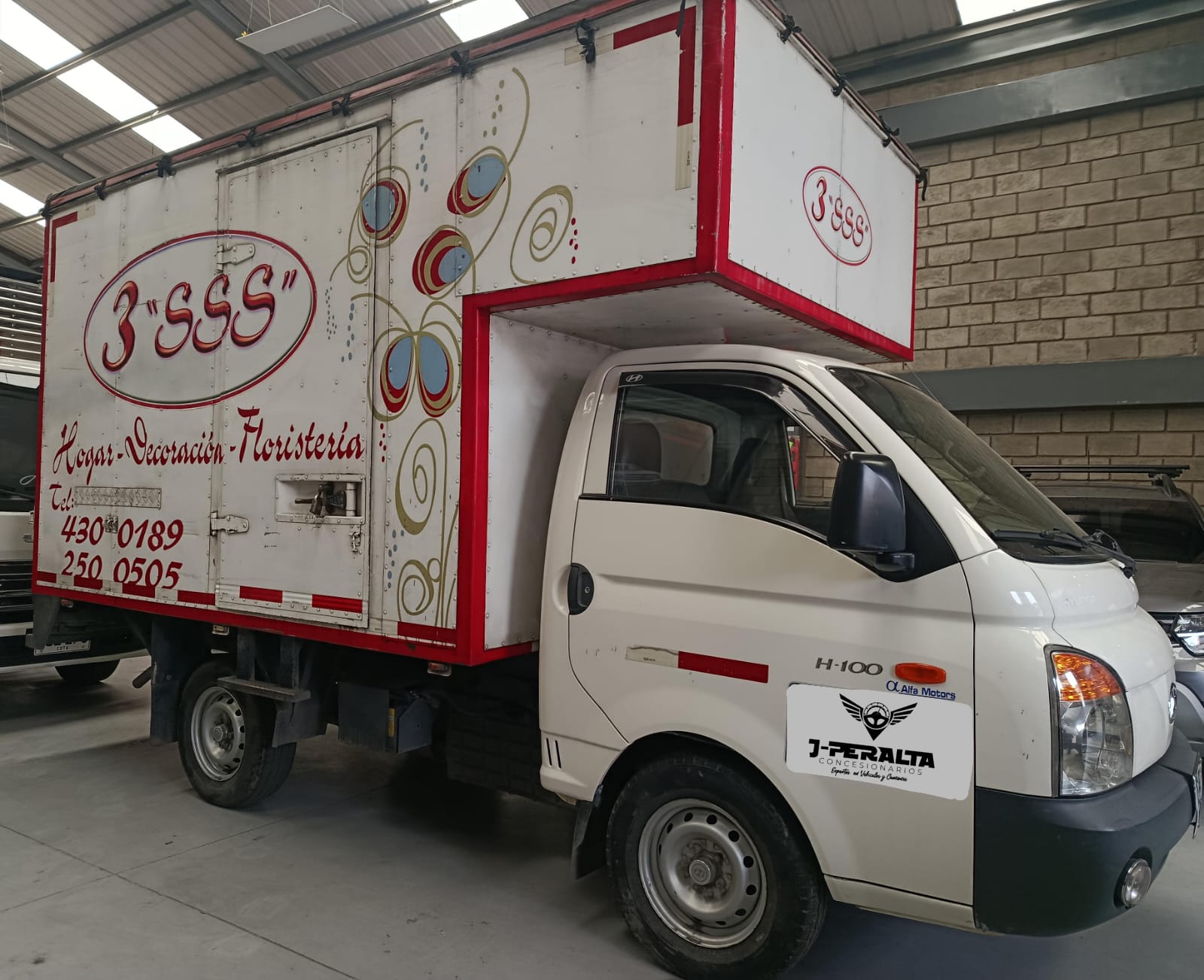 
								HYUNDAI H-100 PORTER full									