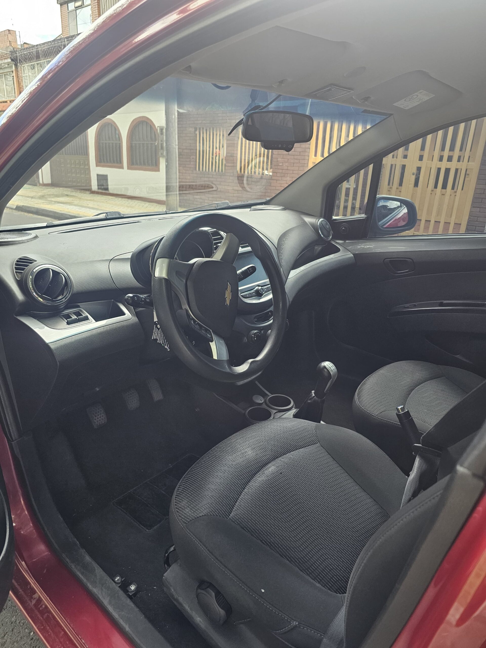
								CHEVROLET BEAT full									