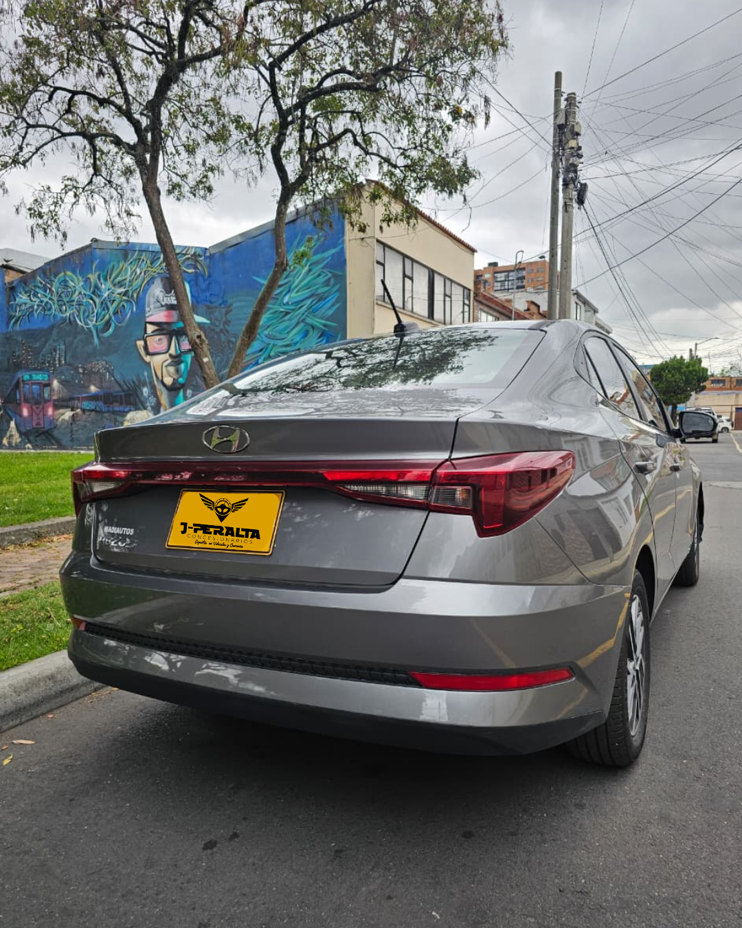 
								HYUNDAI HB20S full									